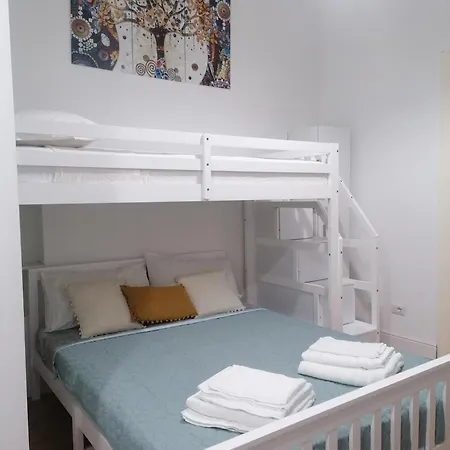 Casa Amelia, Well-served Area Apartamento *