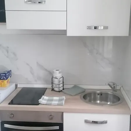 Casa Amelia, Well-served Area Como